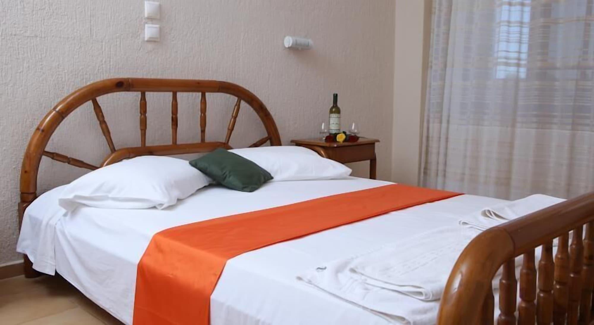 Galaxy Hotel أرغوستولي المظهر الخارجي الصورة